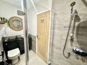 Photo 19- click for photo gallery